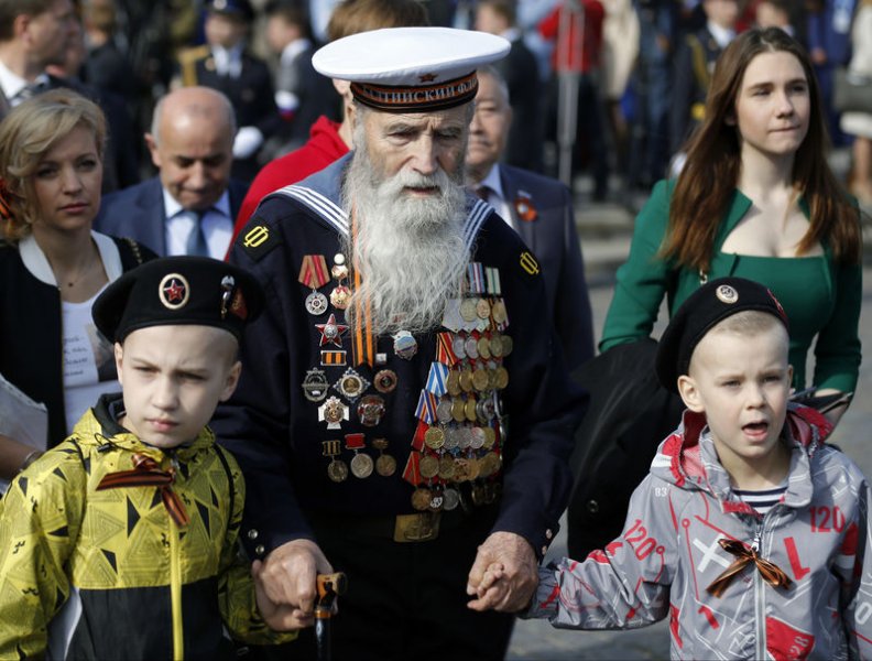 Rusya Zafer Günü'nün 70. yıl dönümünü kutluyor