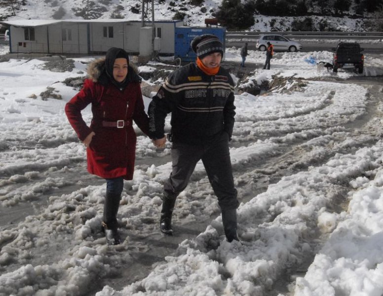 İzmirliler karın tadını çıkardı