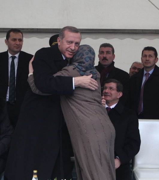 Davutoğlu ile Erdoğan İstanbul-Konya YHT açılışında