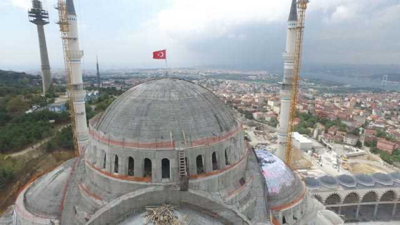 Çamlıca Camisi'nin kaba inşaatı bitti