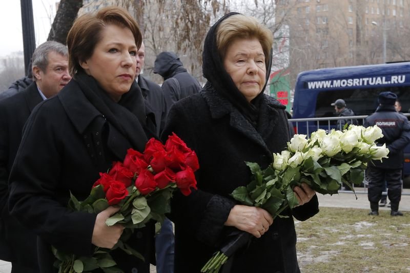Muhalif lider Nemtsov'a veda 