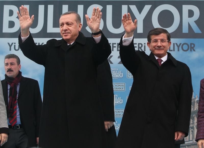 Davutoğlu ile Erdoğan İstanbul-Konya YHT açılışında