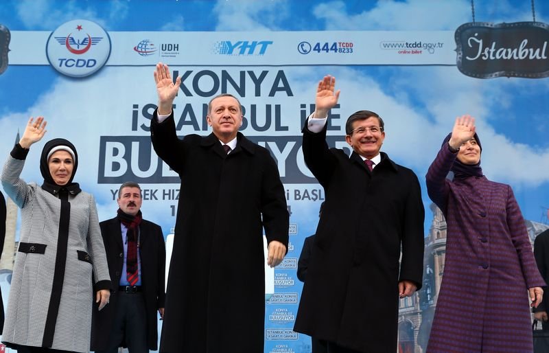 Davutoğlu ile Erdoğan İstanbul-Konya YHT açılışında