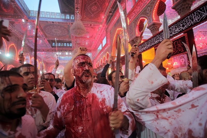 Irak'ta Kerbela şehitleri anıldı