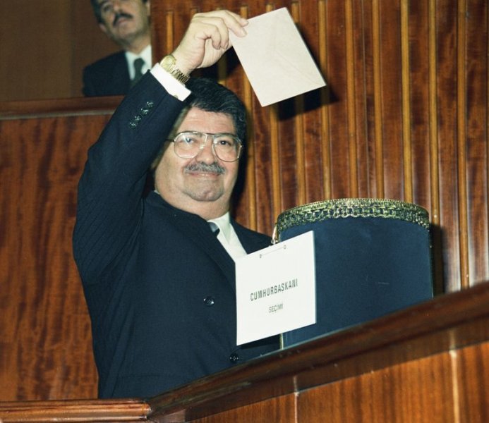 8.Cumhurbaşkanı Turgut Özal'dan kareler