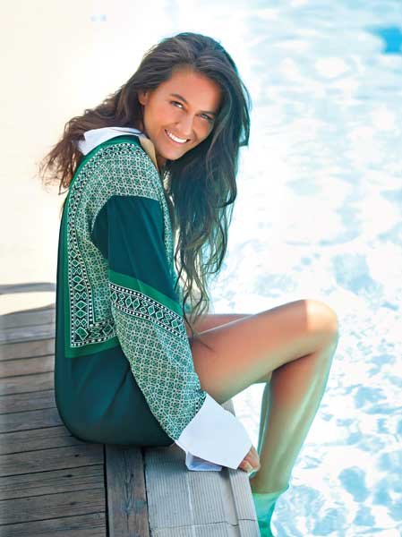 Sosyetik güzel Eda Taşpınar'dan kontrol bakışı