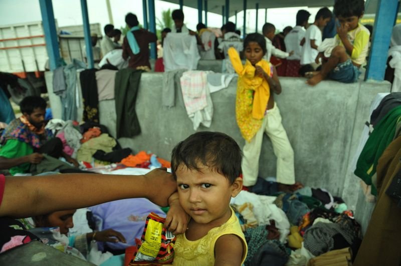 Endonezya 582 Rohingyalı göçmeni kabul etti