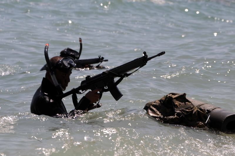 Türk komandosunun zorlu eğitimi