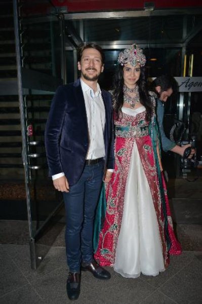 Engin Hepileri ile Beyza Şekerci evlendi