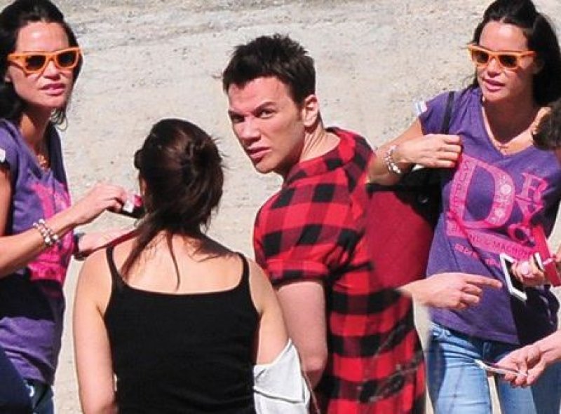 Sinan Akçıl Ebru Şallı için pizza yaptı