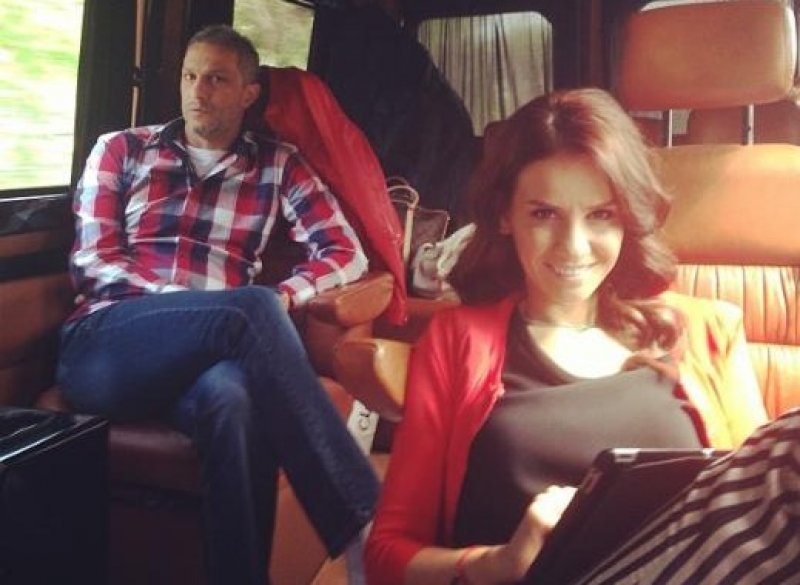 Esra Erol günlük 50 bin TL'ye el sıkıştı