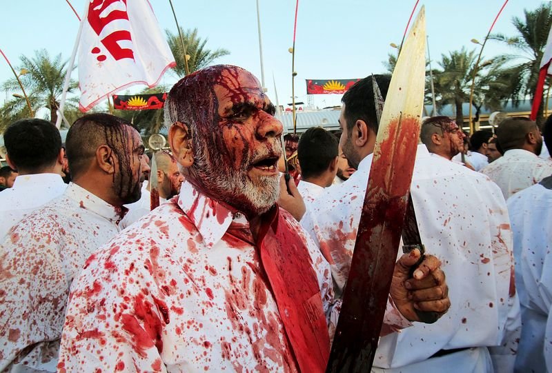 Irak'ta Kerbela şehitleri anıldı