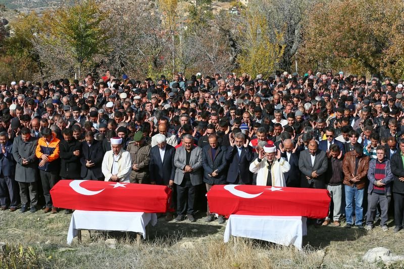 Madenciler son yolculuğuna uğurlandı