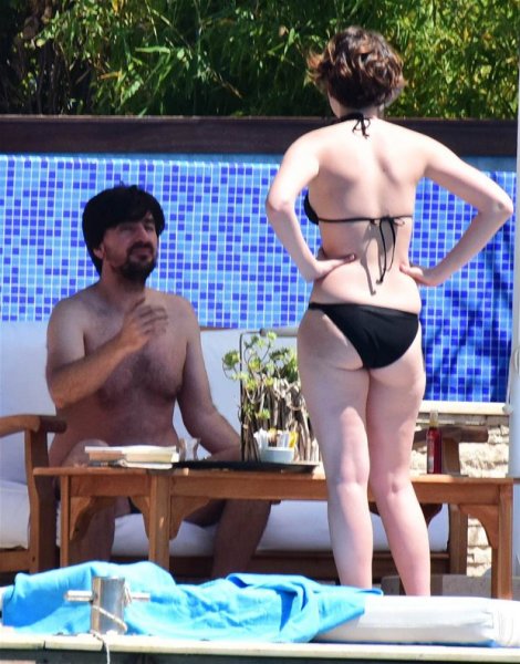 Farah Zeynep Abdullah oturduğu mahallede görüntülendi 