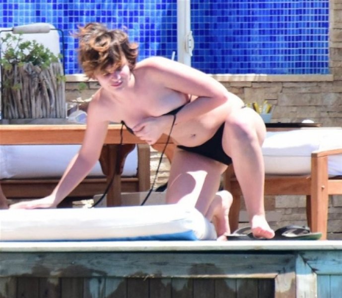 Farah Zeynep Abdullah oturduğu mahallede görüntülendi 