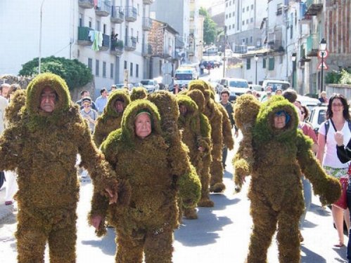 Farklı insanlar  farklı kültürler