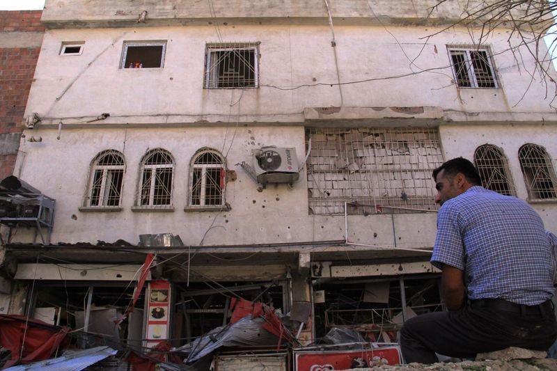 Diyarbakır Silvan savaş alalına döndü