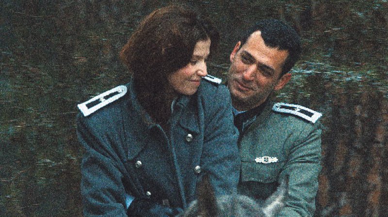 Murat Yıldırım'dan Kırımlı öpücüğü