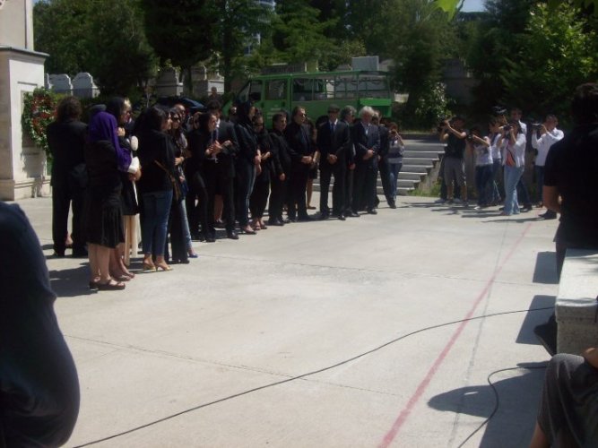 Finalin perde arkası internette