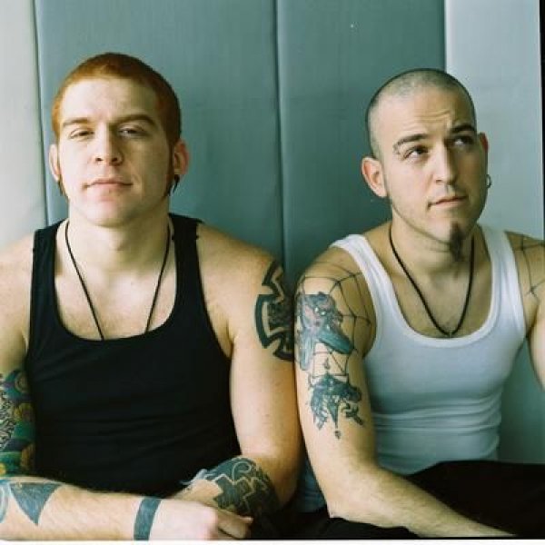 Hakan Özoğuz evlendi