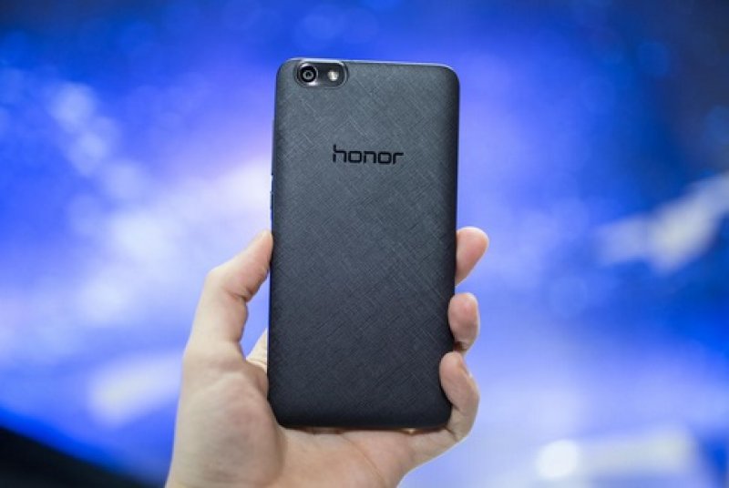 Dünya Mobil Kongresi'nde tanıtılan akıllı telefonlar