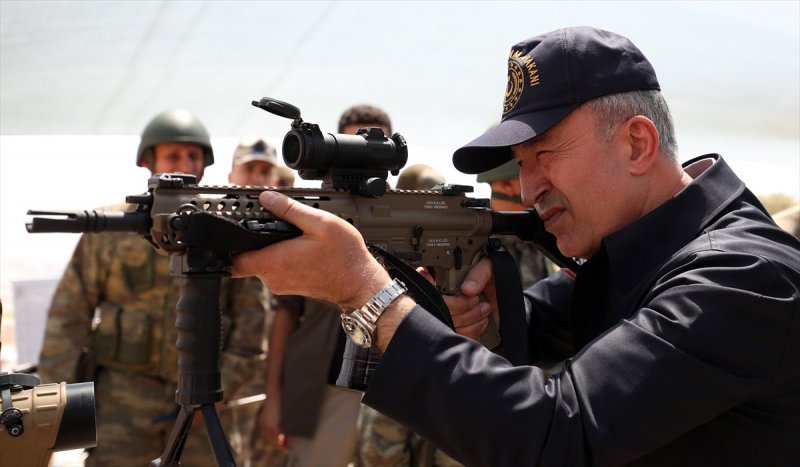 Hulusi Akar KKTC'de: Komşularımız aklını başına alsın