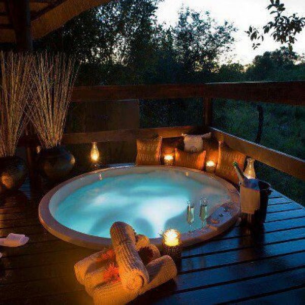 En güzel jakuzi dekorasyonları