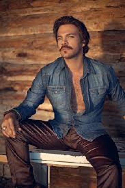 Tolga Karel yeniden Survivor'da