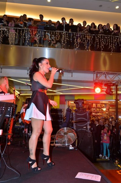 İrem Derici: Ben dişi Mustafa’yım