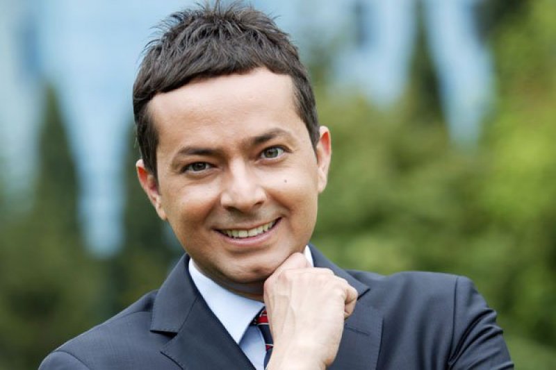 Ünlülerden Kayahan paylaşımları