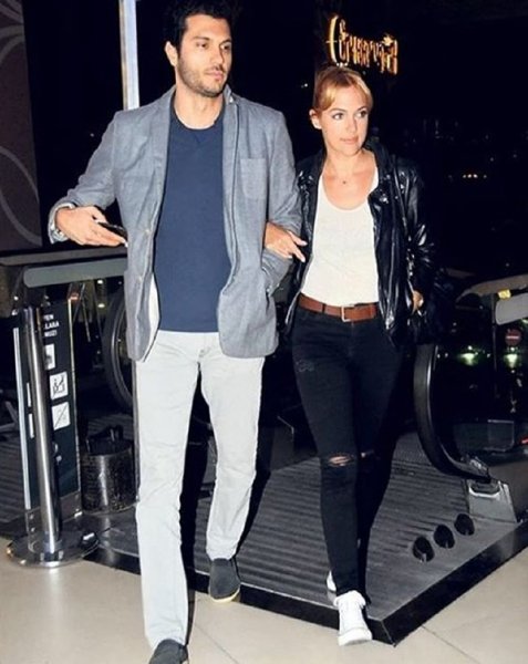 Meryem Uzerli ile Alp Özcan ayrıldı