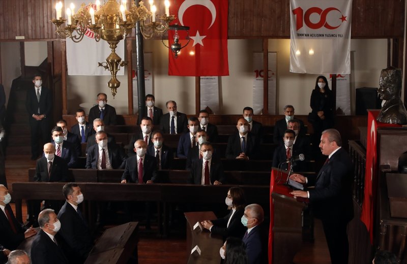 Anıtkabir'de 23 Nisan töreni