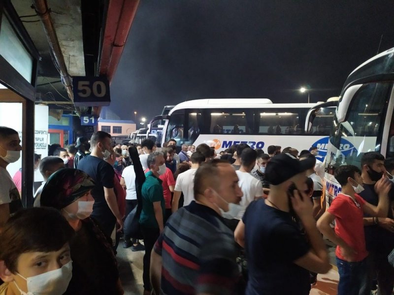 15 Temmuz Demokrasi Otogarı'nda asker uğurlama yoğunluğu