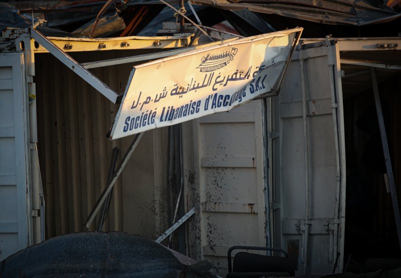 Lübnan'ın can damarı Beyrut Limanı enkaza döndü