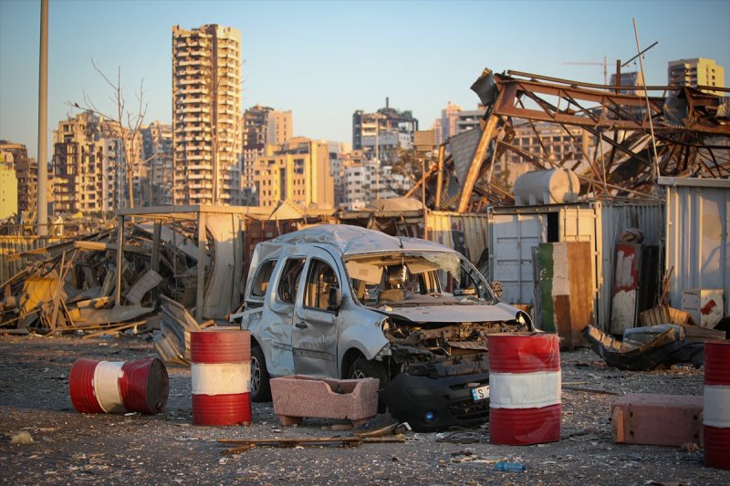 Lübnan'ın can damarı Beyrut Limanı enkaza döndü