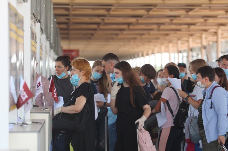 Antalya'ya Rus turist akını