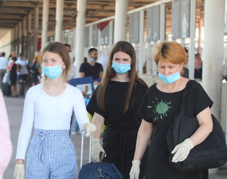 Antalya'ya Rus turist akını