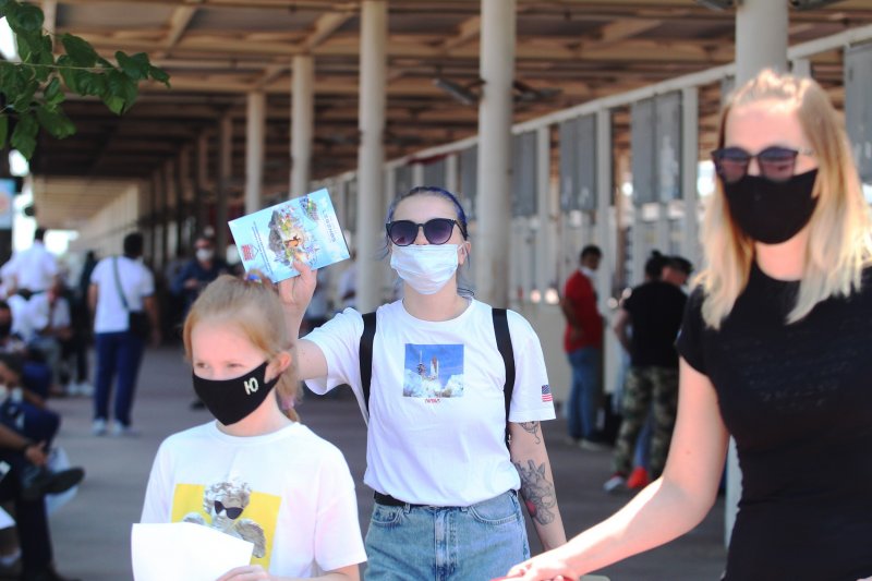 Antalya'ya Rus turist akını