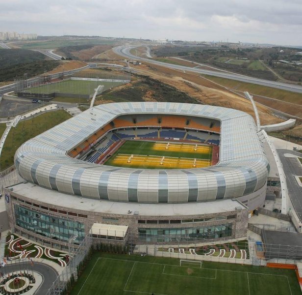 Hangi takımın stadında kaç loca var