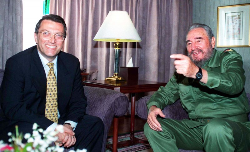 Mesut Yılmaz hayatını kaybetti