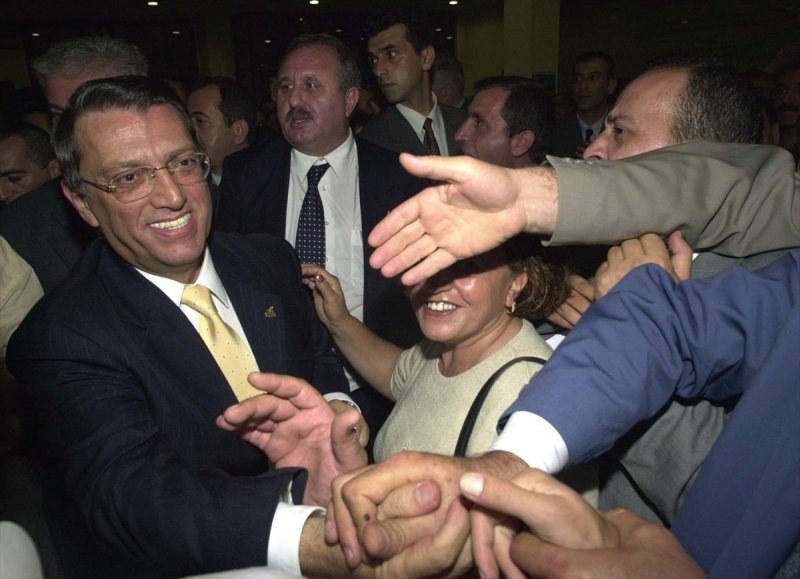 Mesut Yılmaz hayatını kaybetti