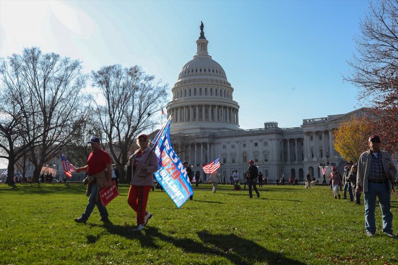 ABD'nin başkentinde yüz binlerce Trump taraftarı yürüdü