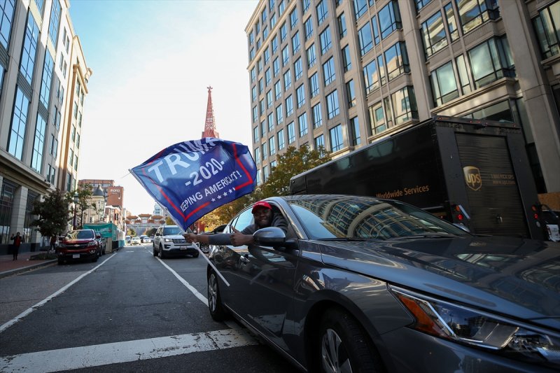 ABD'nin başkentinde yüz binlerce Trump taraftarı yürüdü