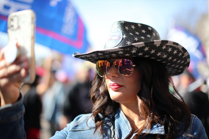 ABD'nin başkentinde yüz binlerce Trump taraftarı yürüdü