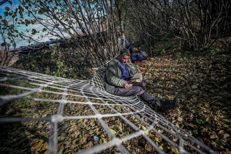 Uludağ'da 7 yıldır teknolojiden uzak yaşayan maratoncu