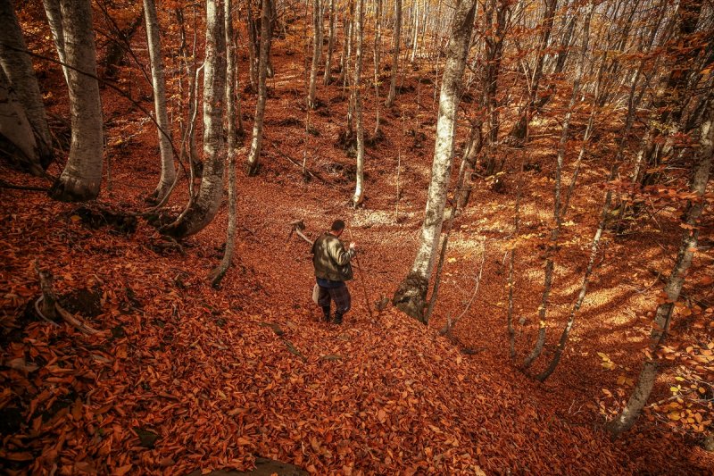 Uludağ'da 7 yıldır teknolojiden uzak yaşayan maratoncu