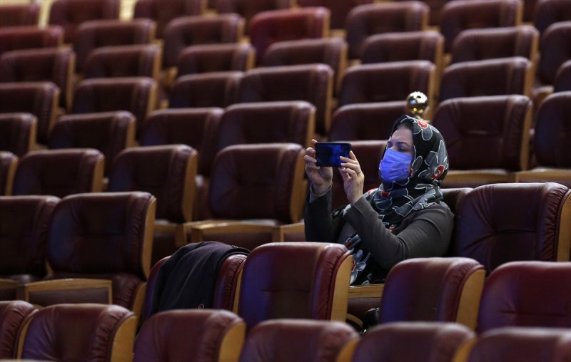 İran'da korona günlerinde online konser