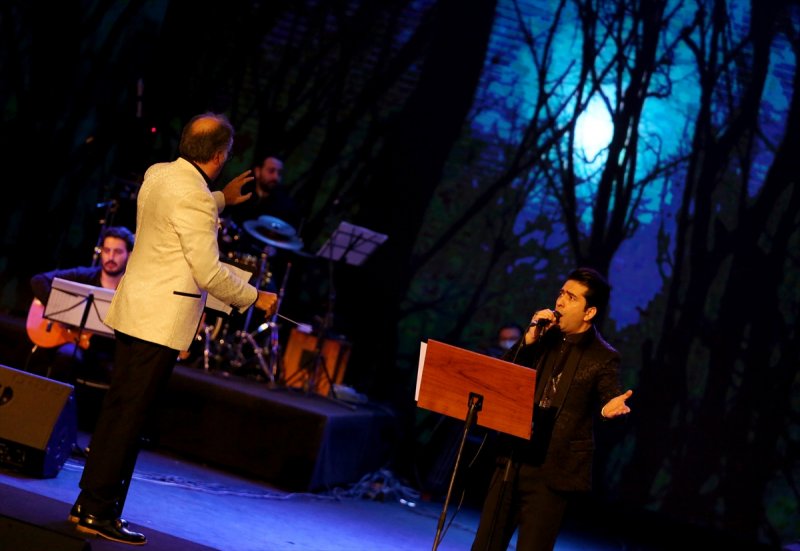 İran'da korona günlerinde online konser