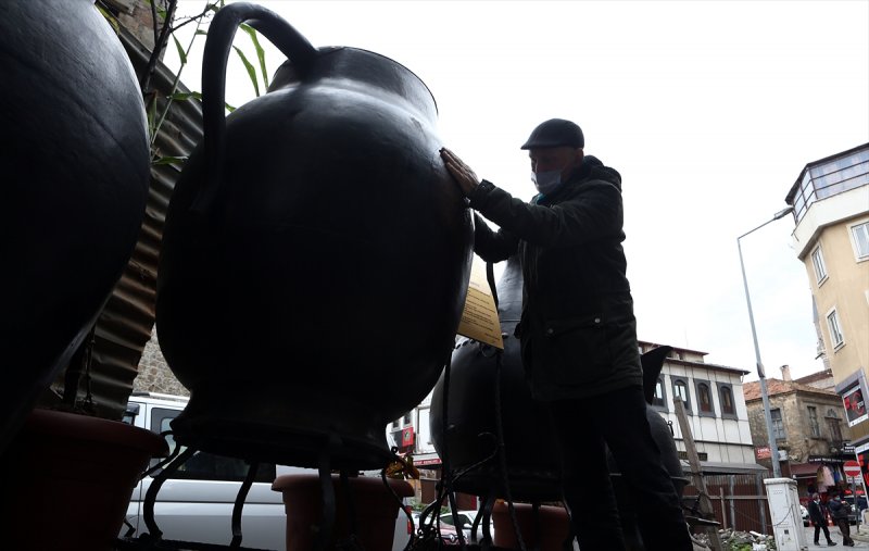 Trabzonlu bakır ustasının devasa ürünleri