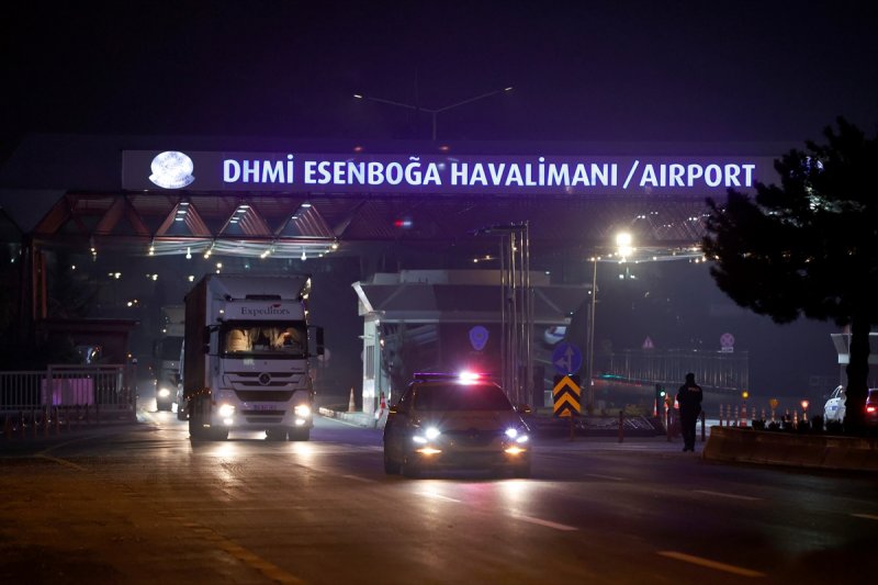 Koronavirüs aşıları Türkiye'ye geldi